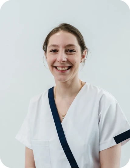 karen assistante dentaire decines charpieu Dr Camille Rodriguez Dentistes à Décines-Charpieu, Cabinet dentaire Grand Large